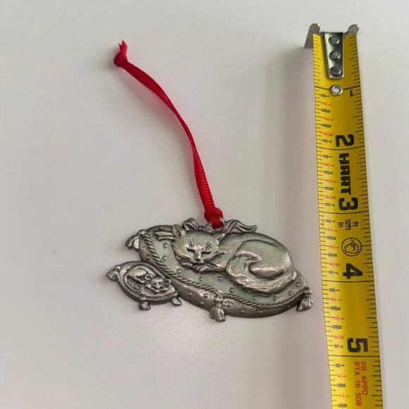 Madison Ave Night Before Christmas NotA Creature Was Stirring Cat Mouse Ornament - Picture 5 of 7